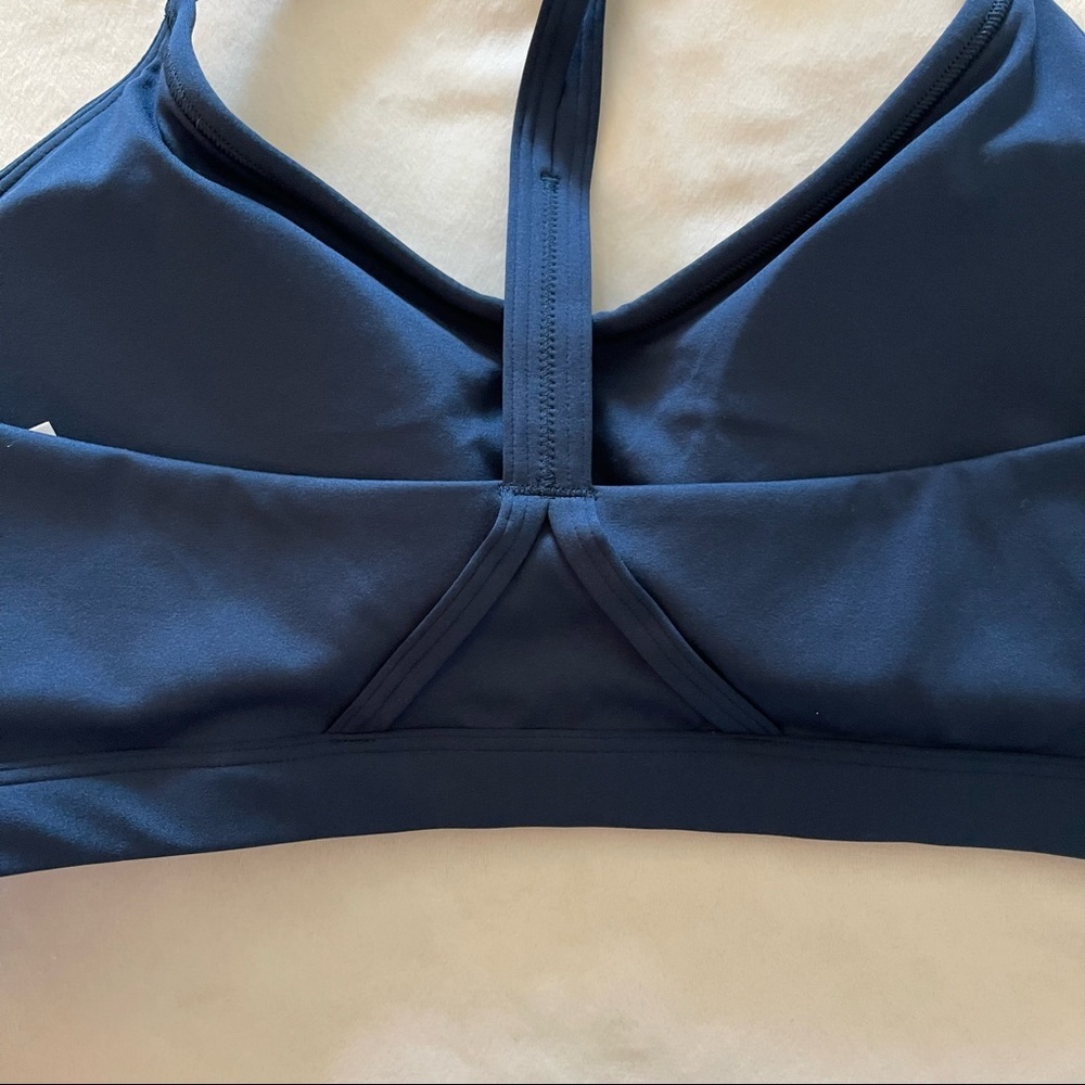 Gymshark V Neck Sports Bra - Navy - Picture 4 of 6